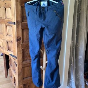 Woman’s Burton dry/ride snow pants